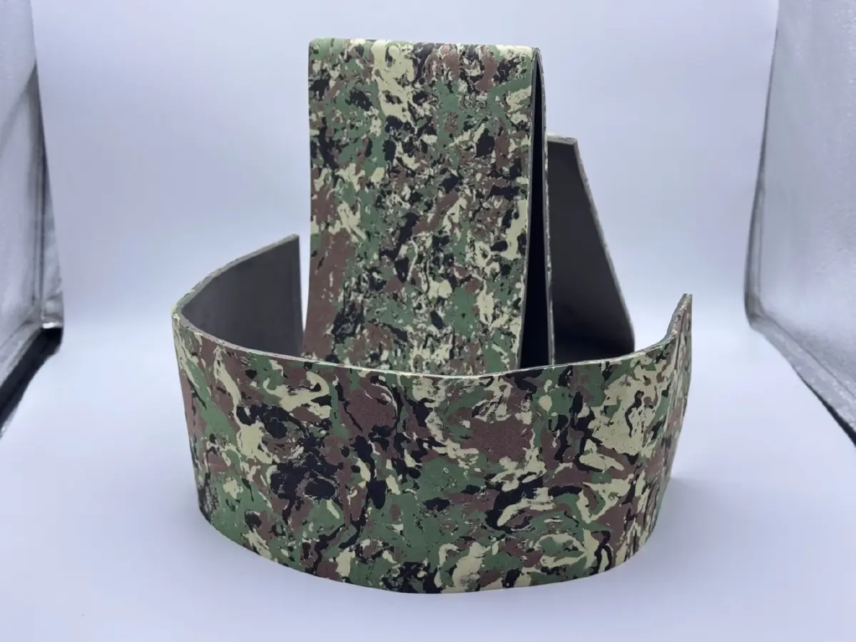 ซินโครตรอน-รพ.ค่ายสุรนารี ส่งมอบ สายรัดห้ามเลือด - เฝือกอ่อน 