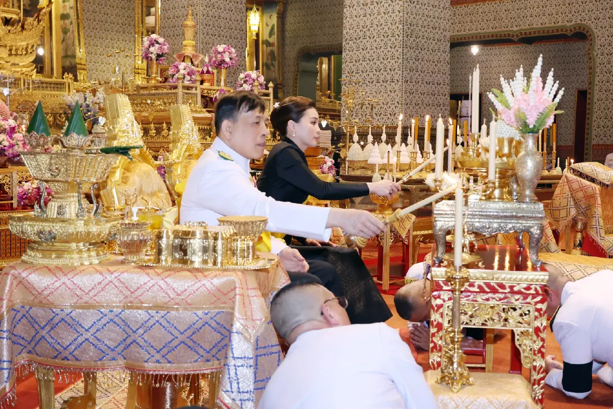 ในหลวง-พระราชินี ทรงบำเพ็ญพระราชกุศลวันคล้ายวันประสูติ กรมพระนครปฐมฯ