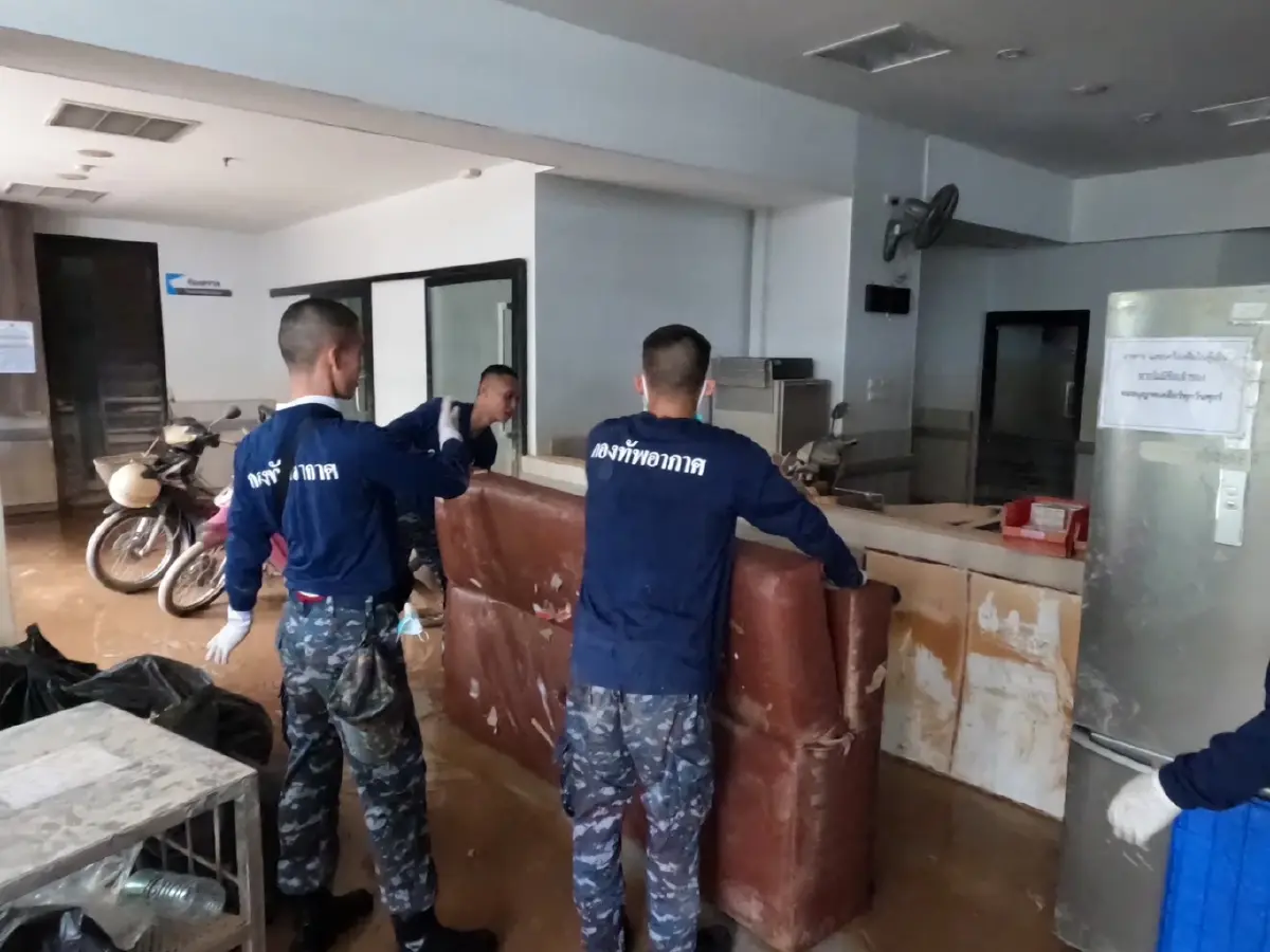 3 เหล่าทัพผนึกกำลังฟื้นฟู รพ.หาดใหญ่ คาด 2 เดือนให้บริการได้ปกติ