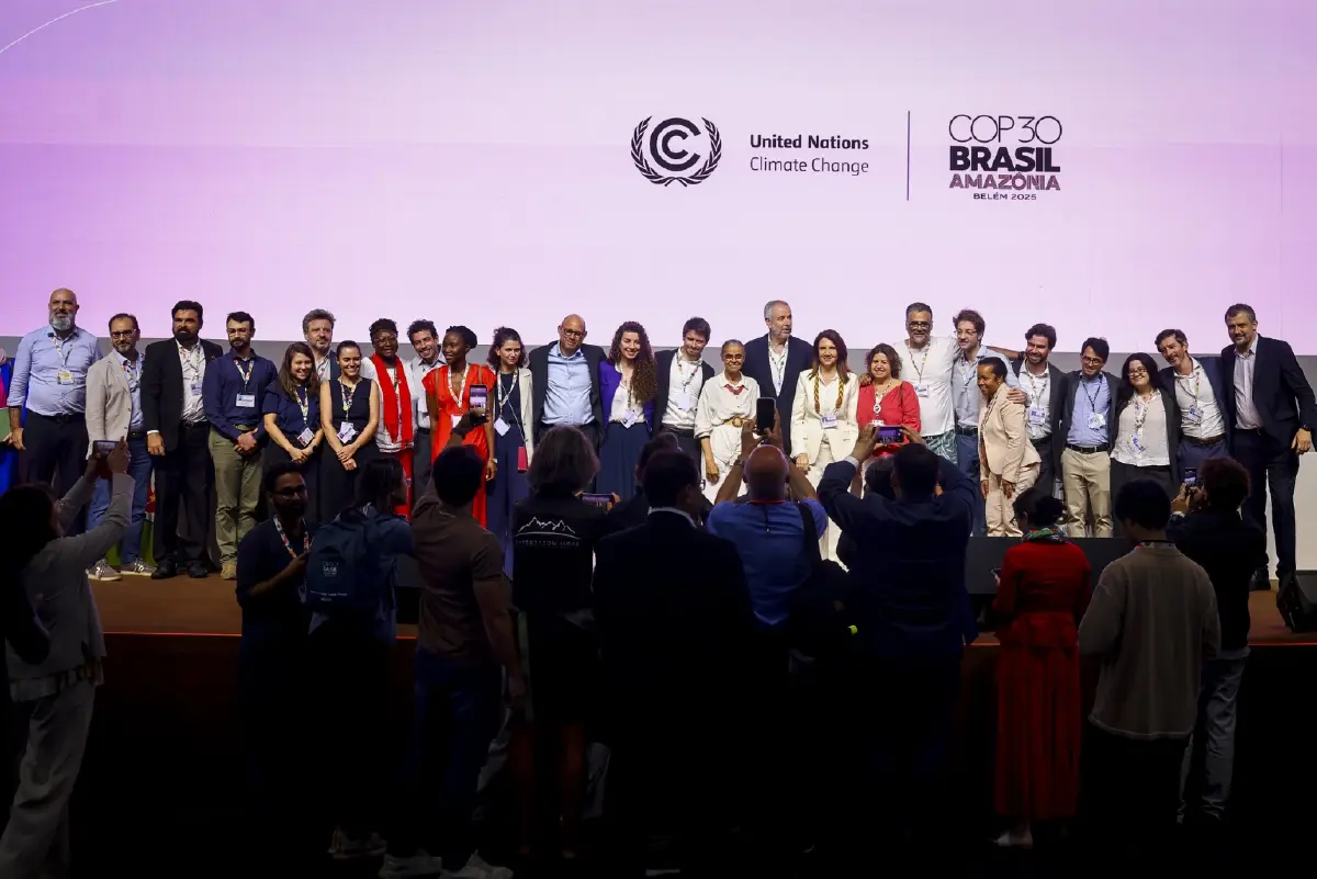 COP30 ปิดฉากแล้ว ยืดเยื้อจนได้ฉันทามติ สรุปการประชุมครั้งนี้ โลกได้อะไรบ้าง?