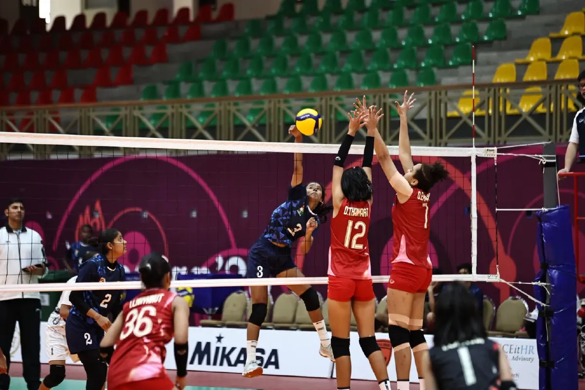 LIVE ถ่ายทอดสดวอลเลย์บอลหญิง ทีมชาติไทย พบ ญี่ปุ่น ชิงแชมป์เอเชีย 2025