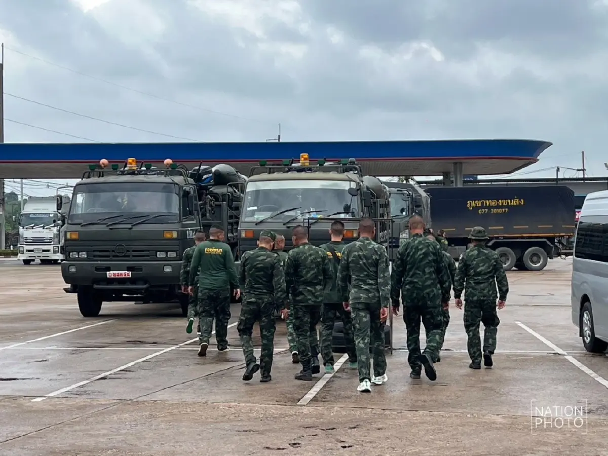 ทหารช่างราชบุรี นำเรือ-กำลังพล เสริมทัพช่วยหาดใหญ่น้ำท่วมหนัก