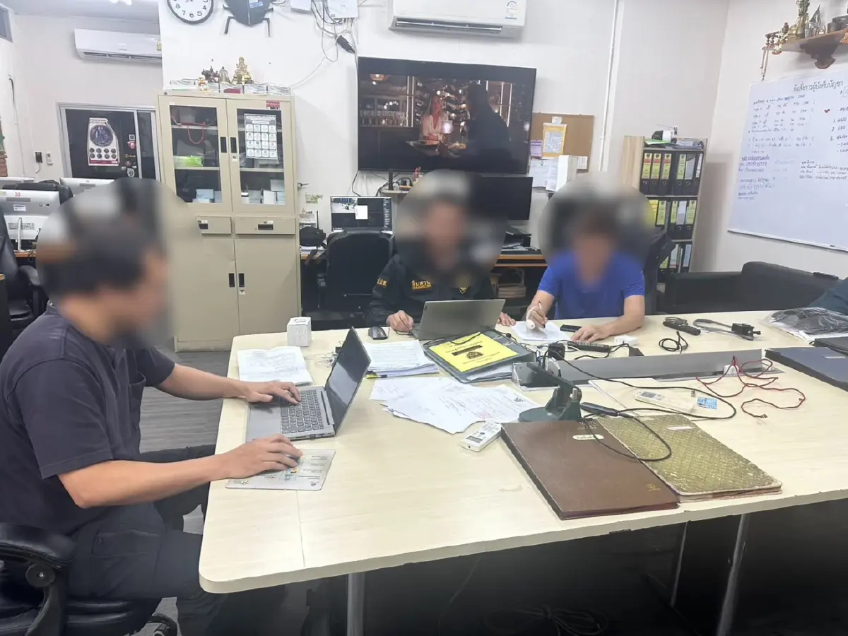 ป.ป.ช.บุกจับสด 'อดีต พนง.กกต.' โกงงบเบิกจ่ายการประชุม 3.5 ล้าน