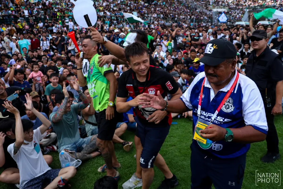 สุดมัน! อบจ.ชัยนาท ชนะ หมอนทองวิทยา 2-1 คว้าแชมป์กีฬา 7HD 2025