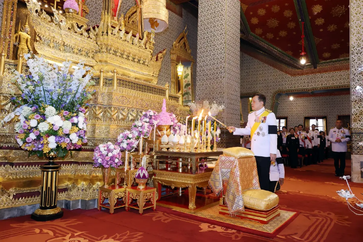 ในหลวง-พระราชินี ทรงบำเพ็ญพระราชกุศลวันคล้ายวันประสูติ กรมพระนครปฐมฯ