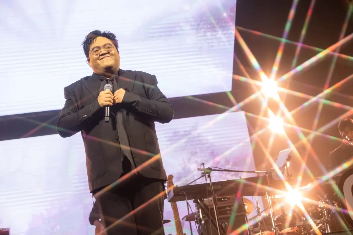 สารความสุขหลั่ง Cover Night Live ส่งท้ายปีกับ ‘โดม จารุวัฒน์ - MEAN’