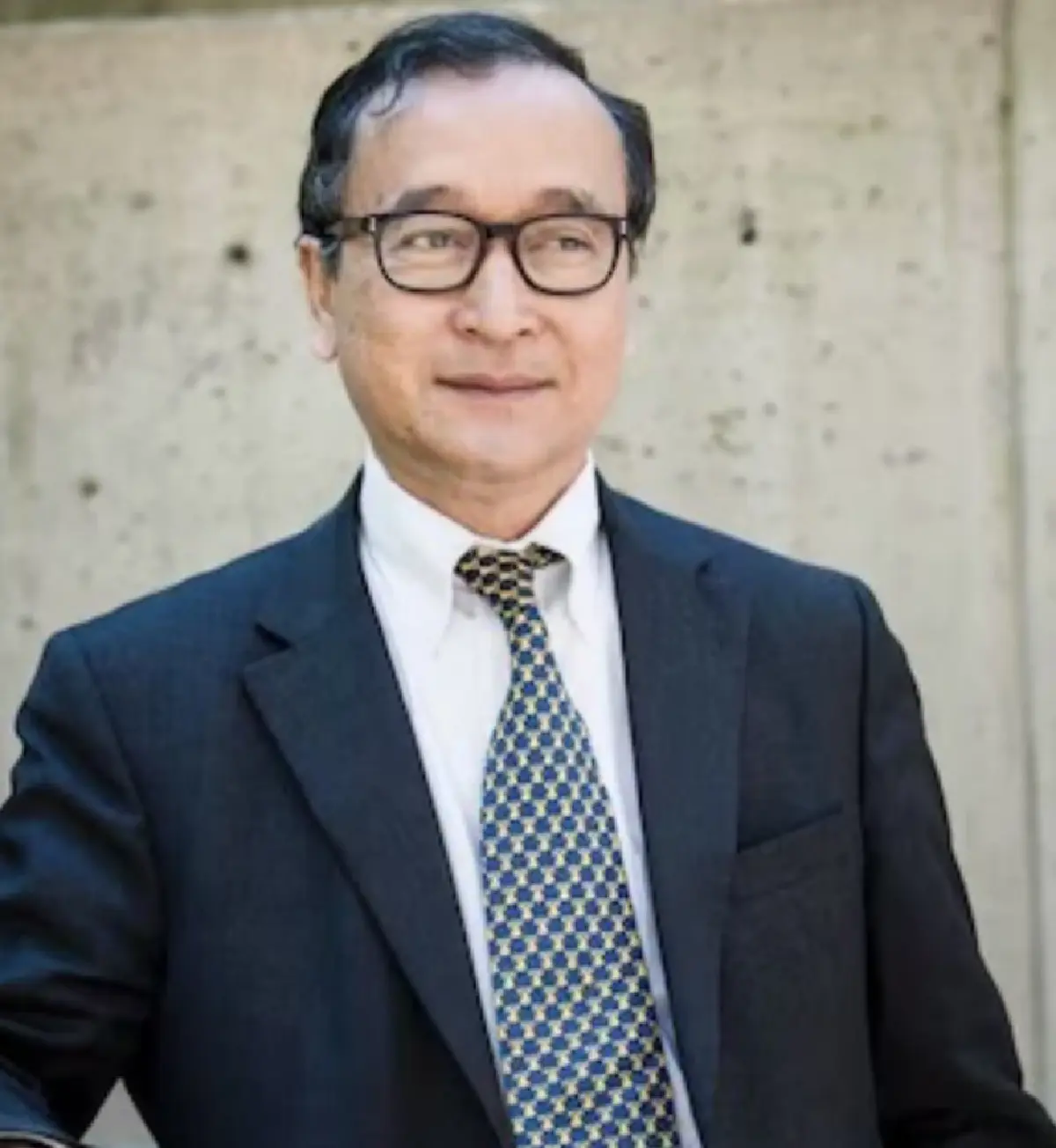 สงครามโค่น 'ฮุน เซน' ส่อง  'สม รังสี' รอขยี้ 'จักราวุธ' รุกเงียบ