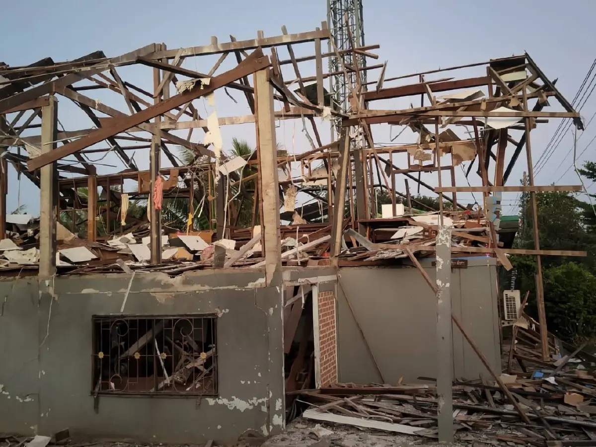 ทภ.1 ซัด กัมพูชา ไม่ยุติความขัดแย้ง ยิง BM-21 ถล่มบ้านประชาชนพังระนาว