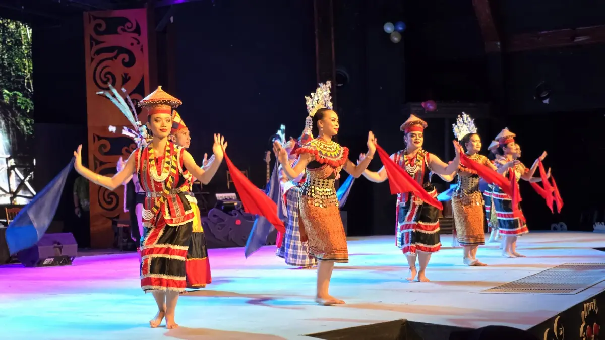 ชวนเที่ยว ‘กูชิง’ เมืองแมว สัมผัสวัฒนธรรมหลากหลายชนเผ่า ที่ ซาราวัก มาเลเซีย