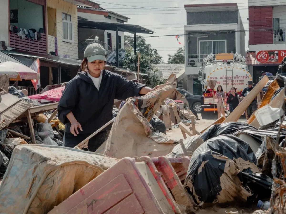 'สส.ลิซ่า' จี้ 'ภราดร-ศป.กฉ.' ทำตาม 5 ข้อเสนอหน้างาน แก้น้ำท่วมใต้