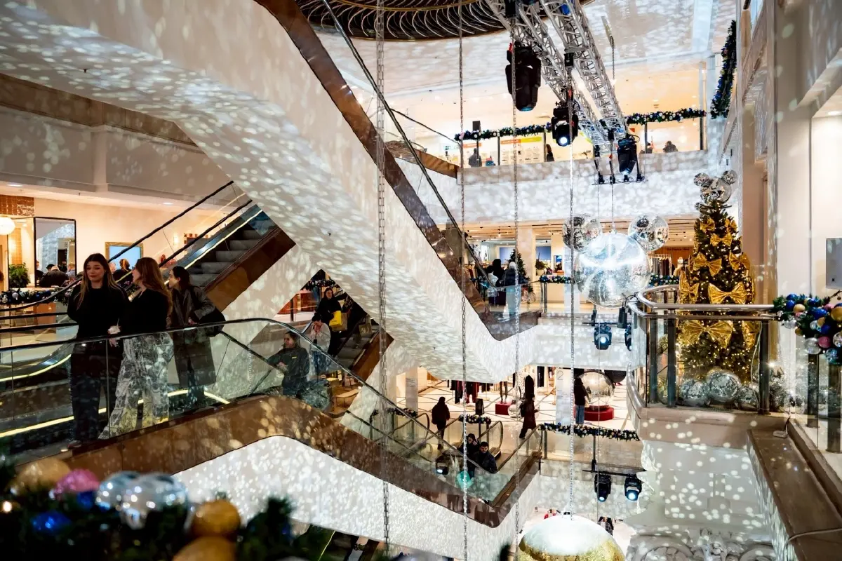 “เซลฟริดเจส” มากกว่าห้างหรู คือพื้นที่ความสุขคนเมือง ชูธีมดิสนีย์รับคริสต์มาส 2025