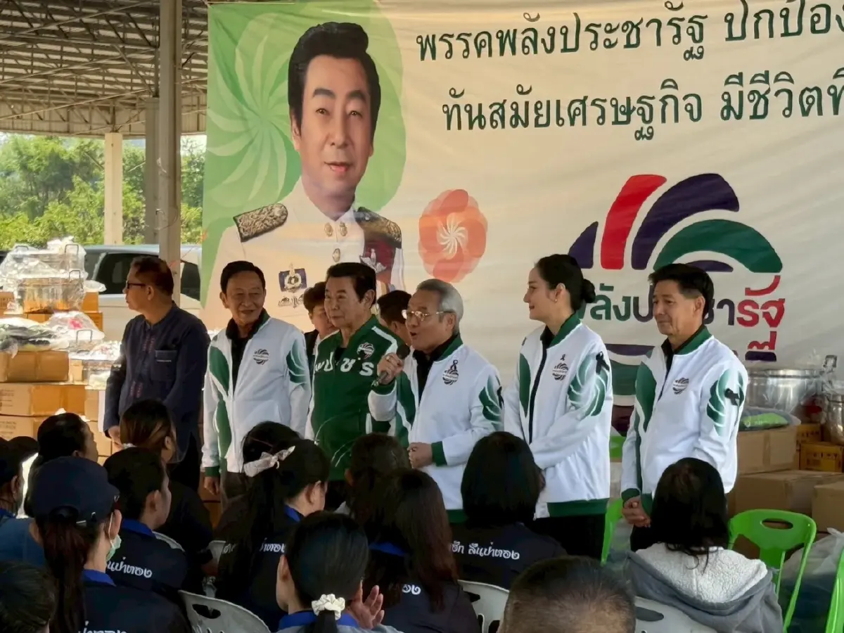 'ลุงป้อม'ลั่นกลองรบ 'สุรเดช' เปิดตัว 3 ว่าที่ผู้สมัคร สส.เชียงใหม่