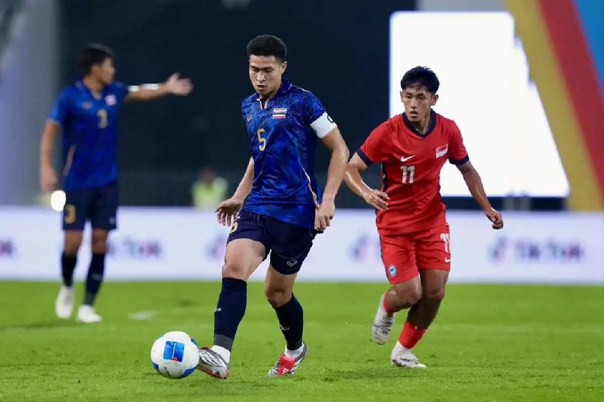 ช้างศึก ฟอร์มดุอัด สิงคโปร์ 3-0 ทะลุรอบรองชนะเลิศ ซีเกมส์ 2025