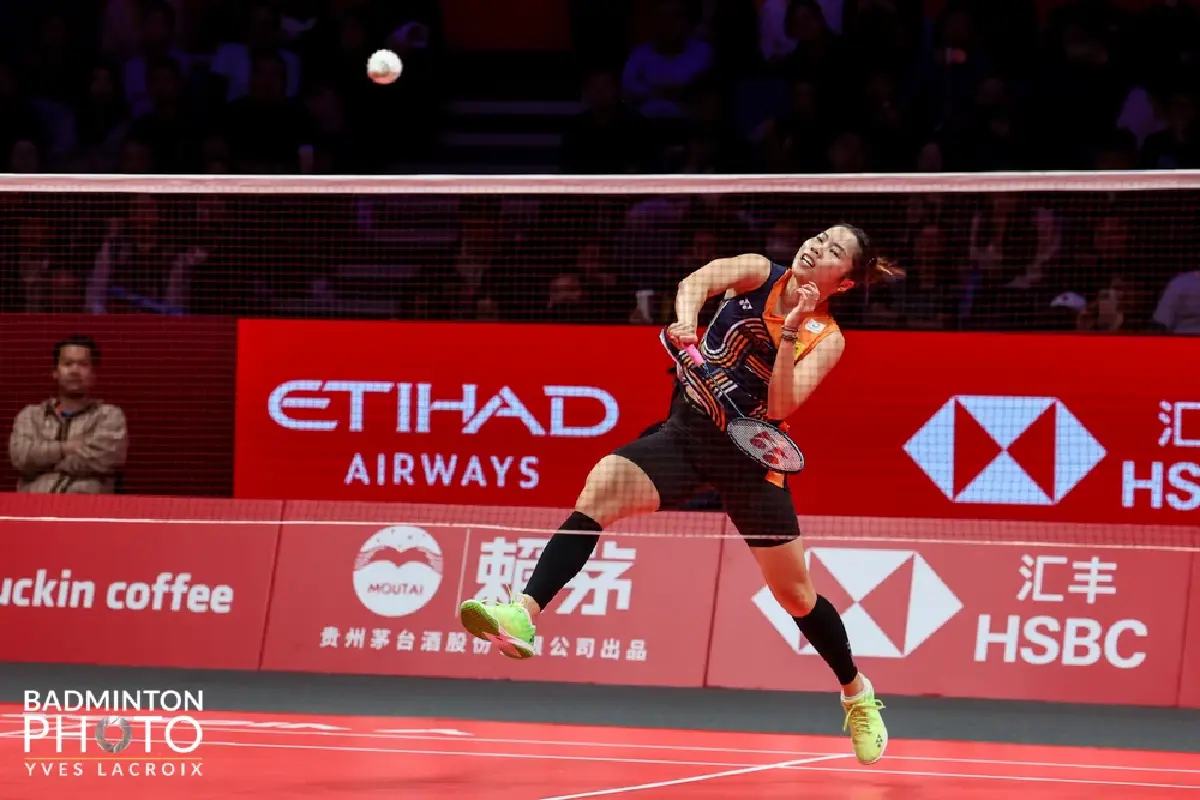 LIVE ถ่ายทอดสดแบดมินตัน วิว กุลวุฒิ พบ ฉี ยู่ฉี World Tour Finals 2025