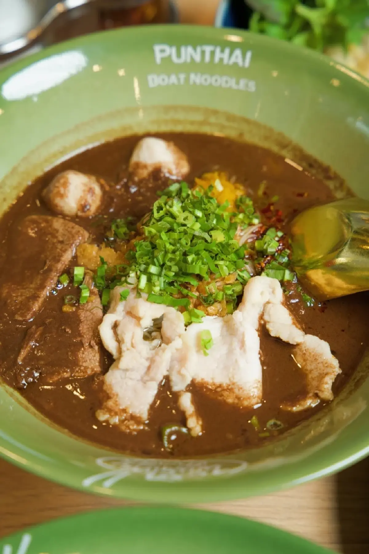 กาแฟพันธุ์ไทย จัดตั้งบริษัทย่อยใหม่ ก๋วยเตี๋ยวเรือพันธุ์ไทย รุกตลาด Street Food แสนล้าน