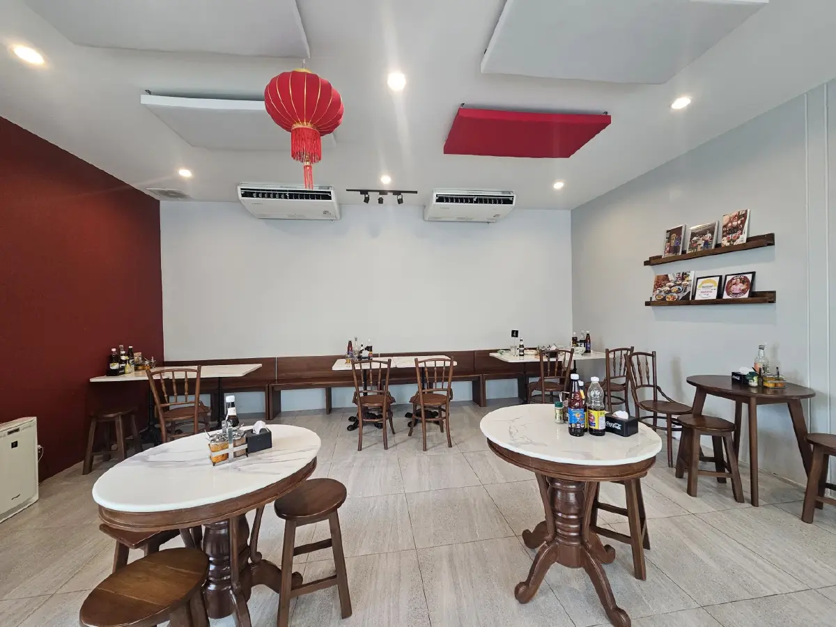 ‘โจ๊กจักรพรรดิ’ เหลาริมทาง ย่านบางนา-ลาซาล ไม่ได้มีดีแค่ 'โจ๊ก'