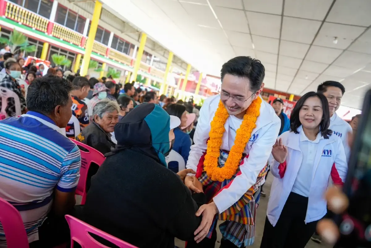 ’ยศชนัน-จุลพันธ์‘ เจาะ ‘สุพรรณฯ’  เอาใจเกษตรกร พักหนี้ 5 แสน 3 ปี
