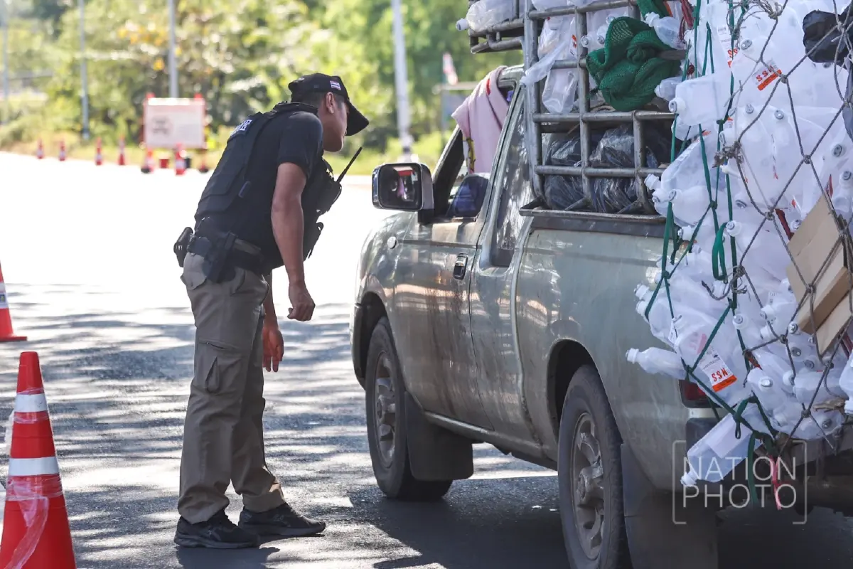 ยังปะทะต่อเนื่อง ตรวจเข้มห้ามปชช.กลับเข้าพื้นที่ชายแดนกันทรลักษ์โดยเด็ดขาด