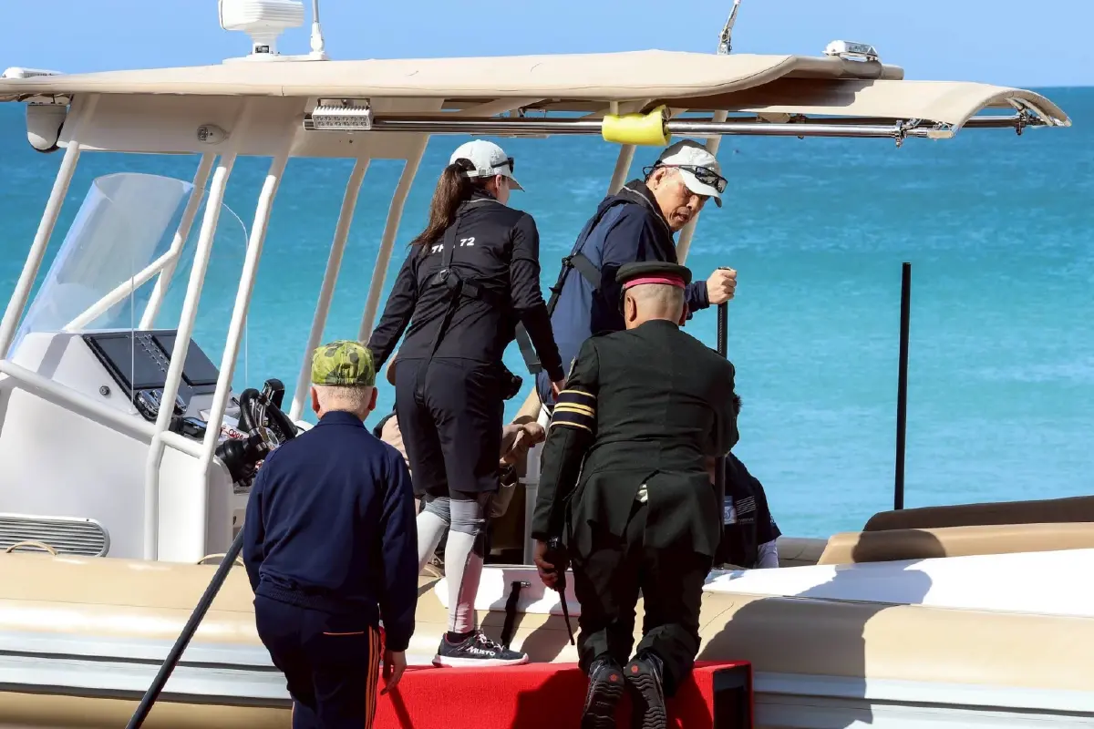 ในหลวง พระราชินี เสด็จฯ พระราชทานรางวัล 'ภูเก็ตคิงส์คัพรีกัตต้า'