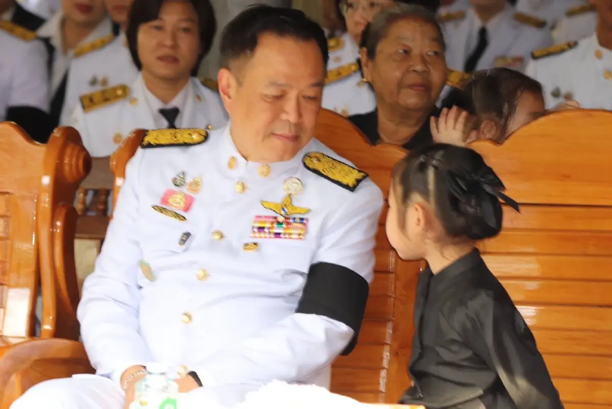 พระราชทานเพลิงศพ 'จ.ส.อ.ศตวรรษ สุจริต' ทหารกล้าพลีชีพในสนามรบไทย-กัมพูชา