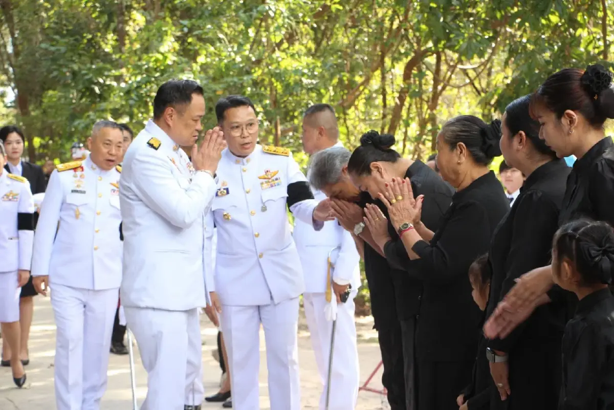 พระราชทานเพลิงศพ 'จ.ส.อ.ศตวรรษ สุจริต' ทหารกล้าพลีชีพในสนามรบไทย-กัมพูชา