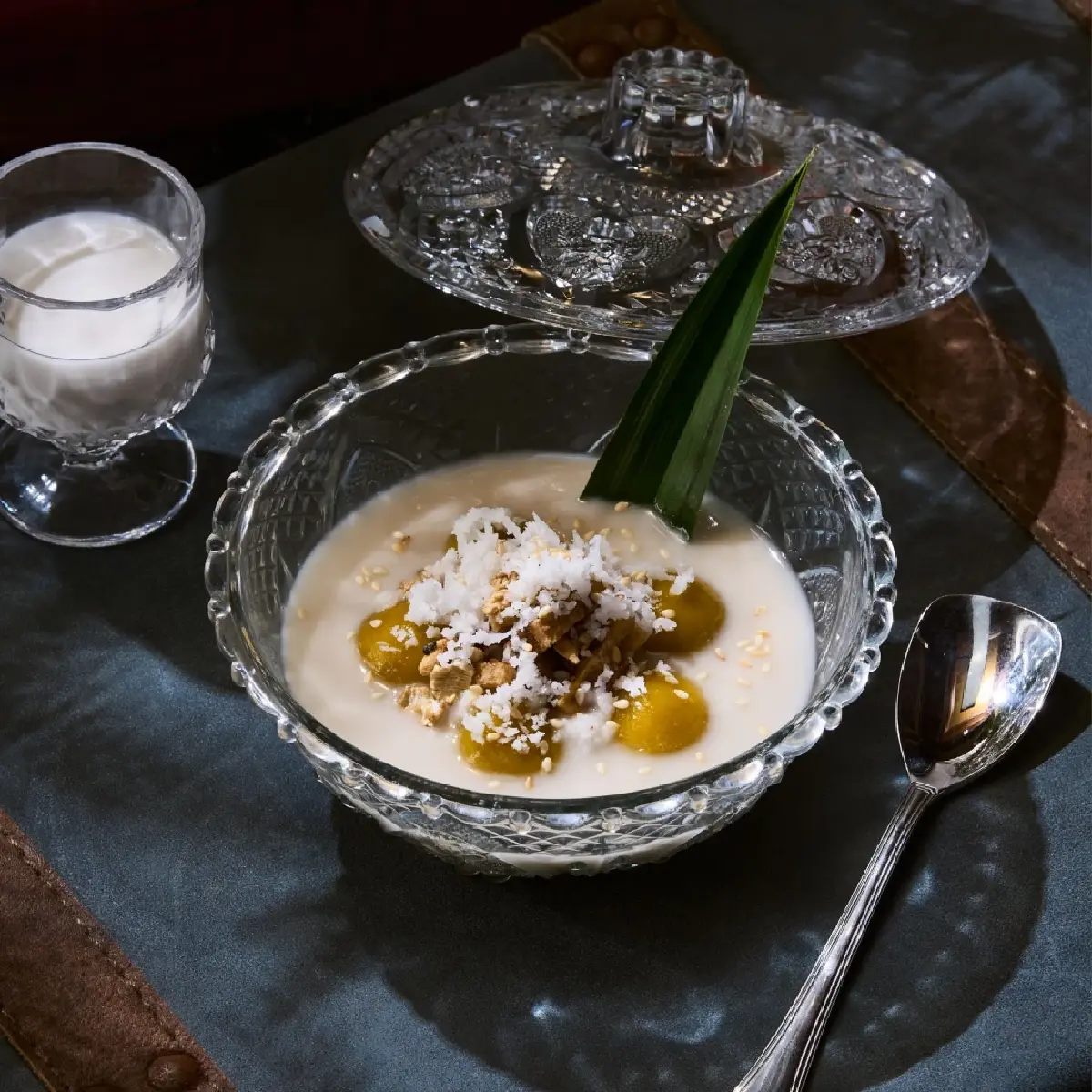 จาก 'ศรีตราด' สู่ 'ห้องของศรี' เชิดชูรสชาติอาหารตะวันออก