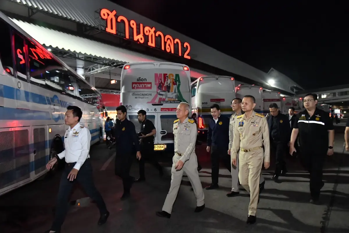 ตรวจเข้ม 'บางซื่อ-หมอชิต 2' จัดรถเสริม รถไฟพิเศษ ดูแลปชช.เดินทางปีใหม่ 2569