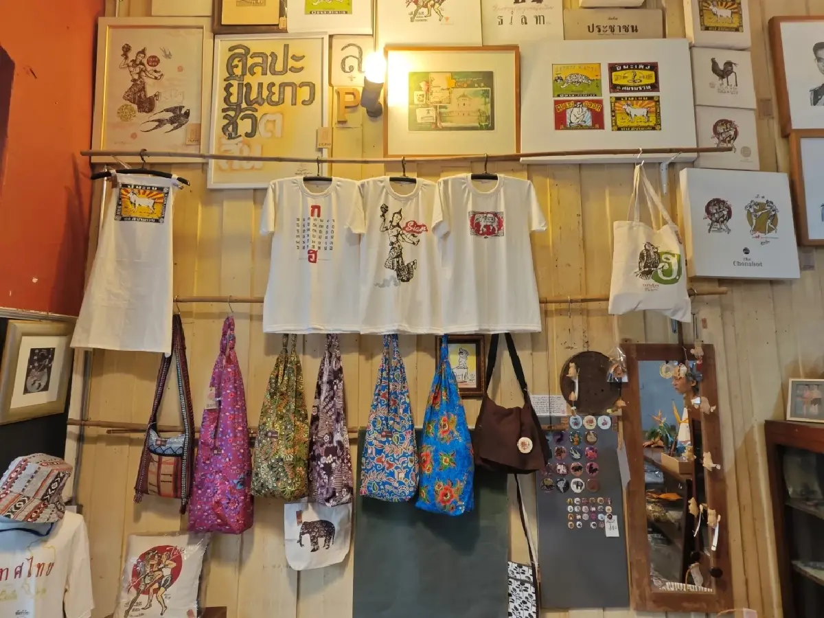 ยืนหยัดมา 30 ปี ‘เดอะ ชนบท’ ของที่ระลึกจากเมืองไทยราคาไม่แพง