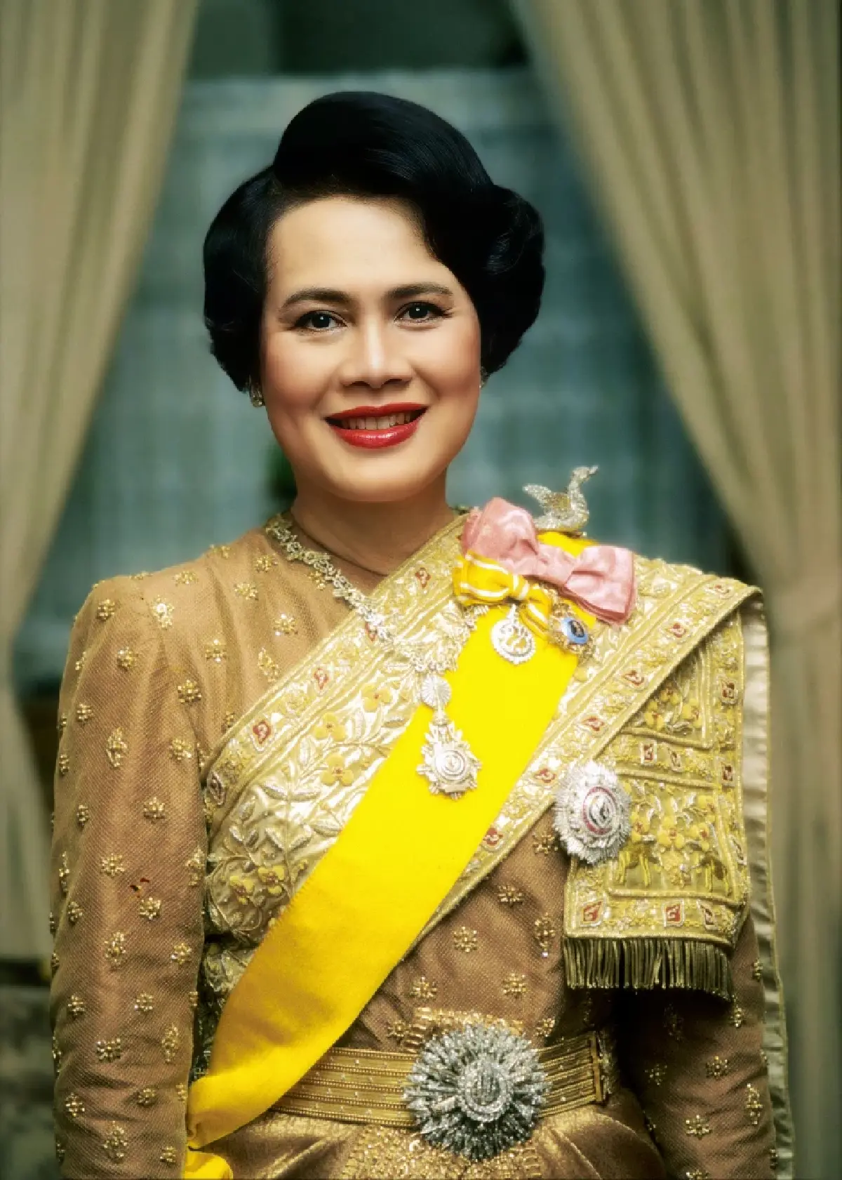 ‘สมเด็จพระพันปีหลวง’ พระราชอัธยาศัย 'รักการอ่าน' กับวงการ ‘วรรณกรรมไทย’