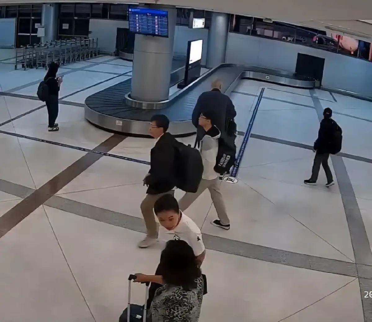 อำนาจเจริญ ศึก‘สองนางพญา’  ภท.-พท. ‘ศักดิ์ศรี-สางแค้น’