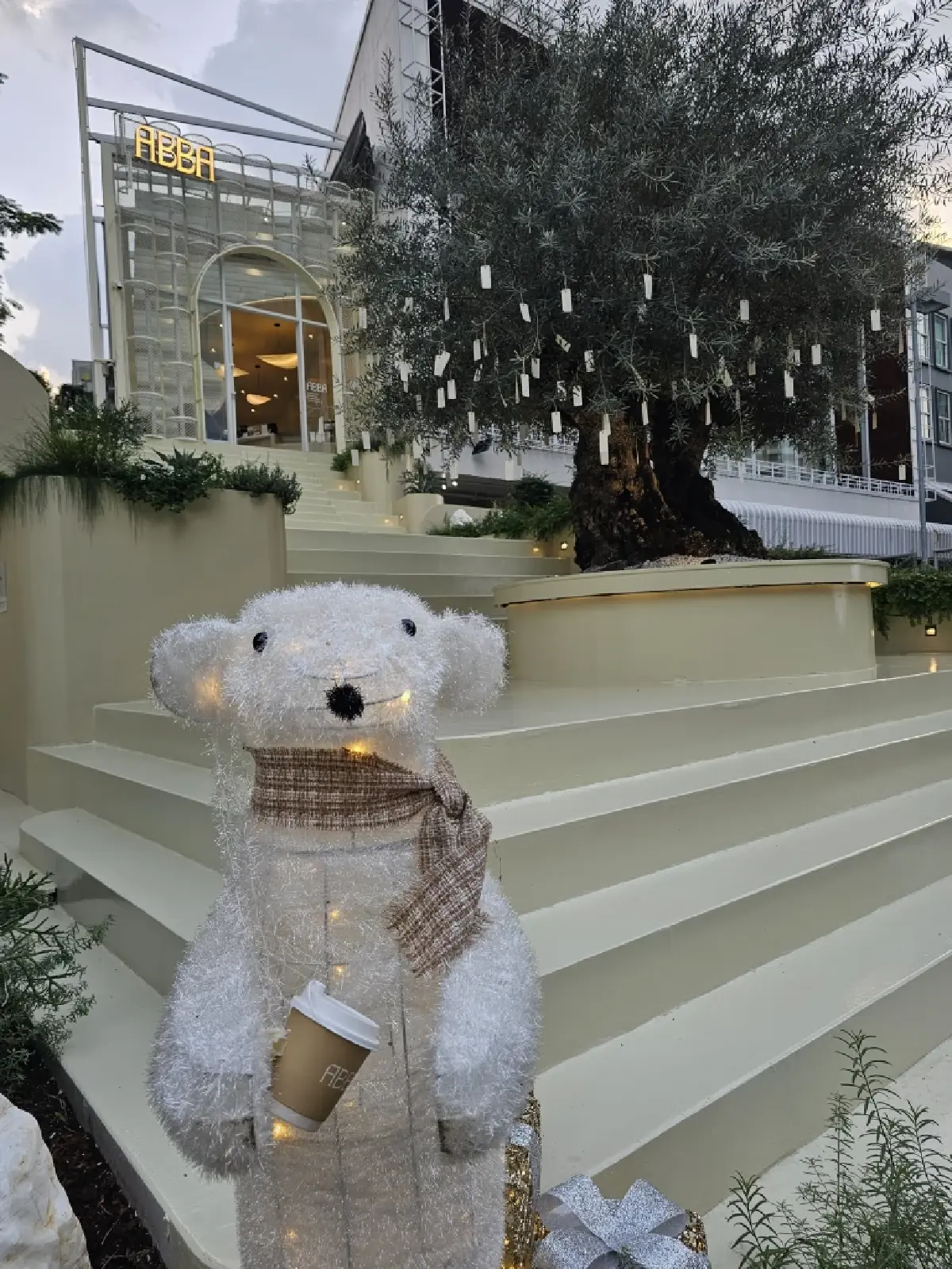 บรันซ์ทั้งวัน ที่ ‘ABBA Café’ สามย่าน ขนมปังฟอคคาเซีย อร่อย