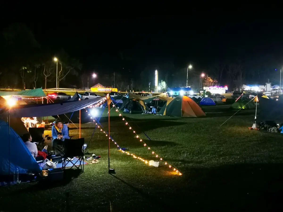 อินทนนท์...ด้วยพระบารมีคุ้มฟ้า