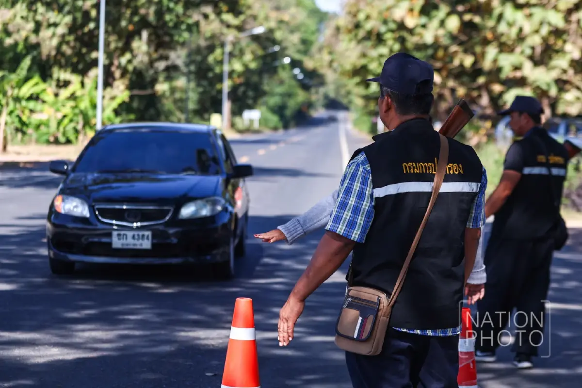 ยังปะทะต่อเนื่อง ตรวจเข้มห้ามปชช.กลับเข้าพื้นที่ชายแดนกันทรลักษ์โดยเด็ดขาด