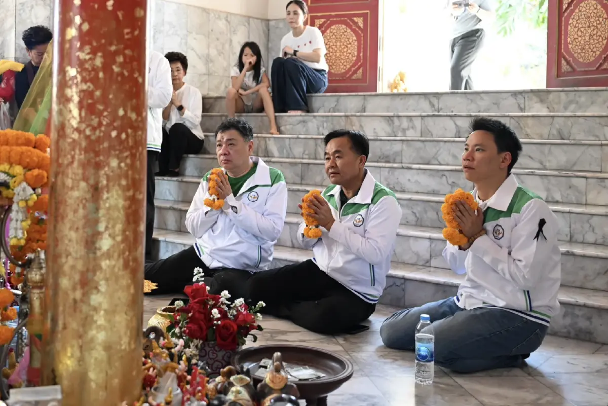 ฮือฮา 3 ผู้สมัคร สส.เขต กล้าธรรม จับได้เบอร์ 4  รวด ลุ้นปักธง ฉะเชิงเทรา