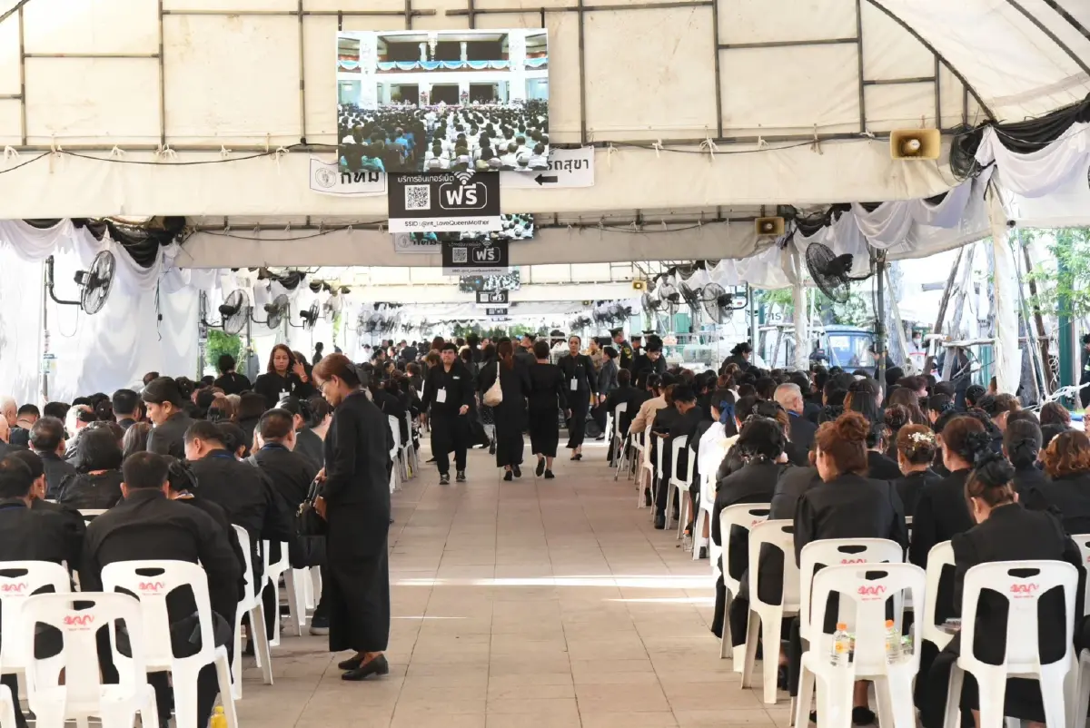 วันนี้เปิดเข้ากราบถวายบังคมพระบรมศพ พระพันปีหลวง 08.00 - 14.00 น.