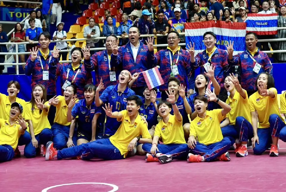 ตะกร้อสาวไทย ฟาดไม่ยั้ง ถล่มเวียดนาม คว้าเหรียญทองซีเกมส์ 2025