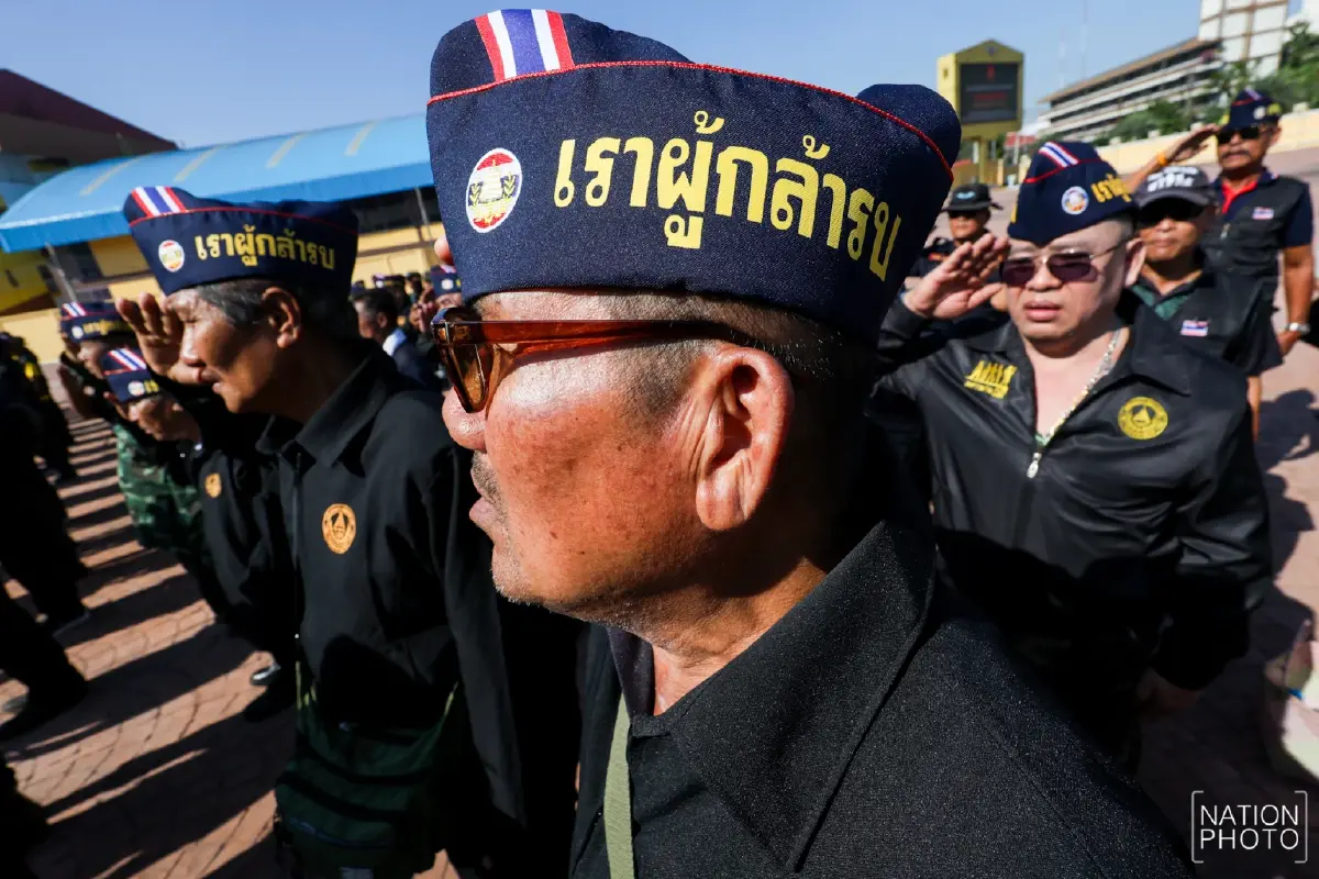 'ทหารผ่านศึก' แสดงพลังให้กำลังใจทหารกล้า-ปชช. ชายแดนไทย-กัมพูชา