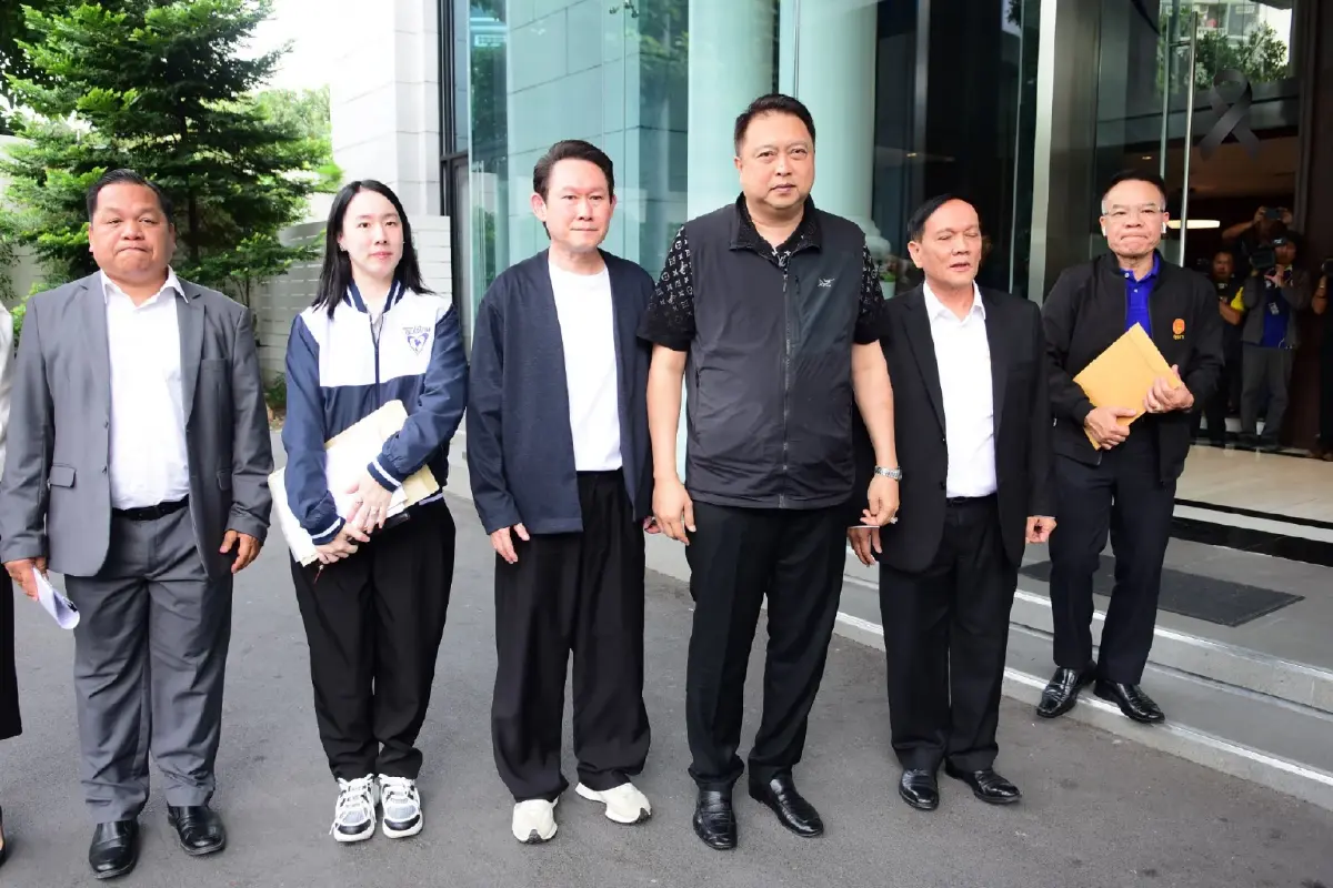 10 เหตุการณ์การเมืองไทยปี68 '3 ก๊ก'ประลองกำลัง-หักเหลี่ยมโหด