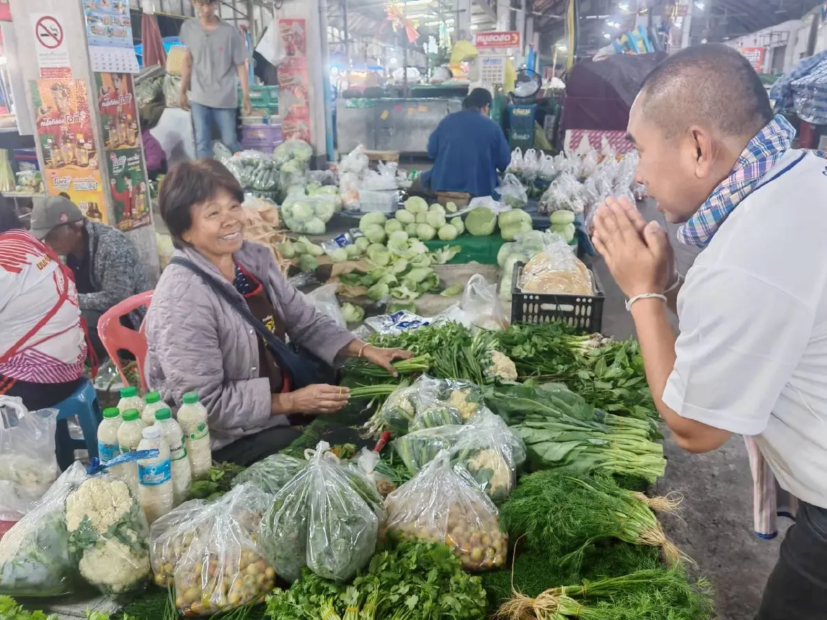 ทิดเป้ ดร. 2 ปริญญา คนดังลง สส. บ้านเกิด อาสาเพื่อชาวภูเวียง เขต 5