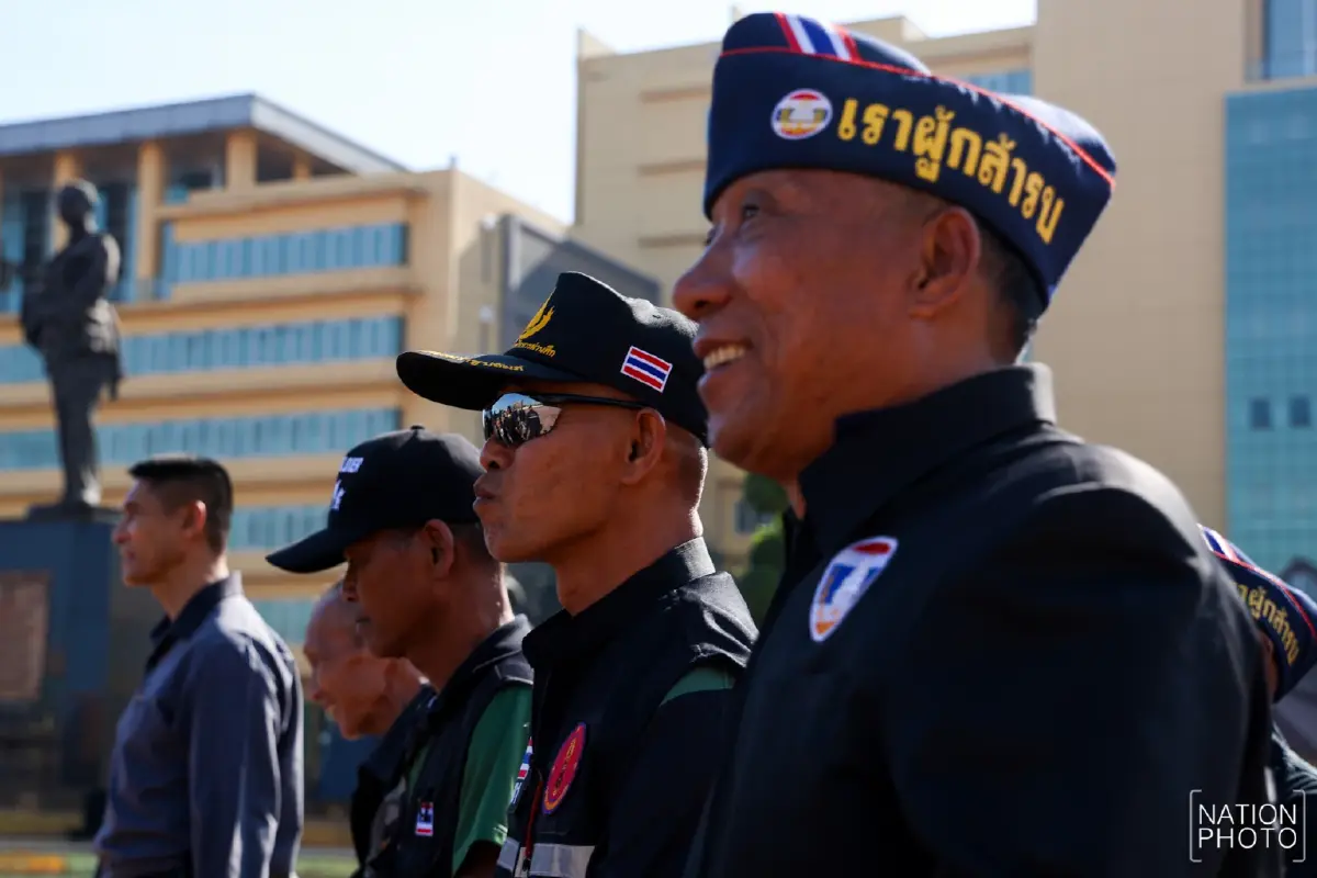 'ทหารผ่านศึก' แสดงพลังให้กำลังใจทหารกล้า-ปชช. ชายแดนไทย-กัมพูชา