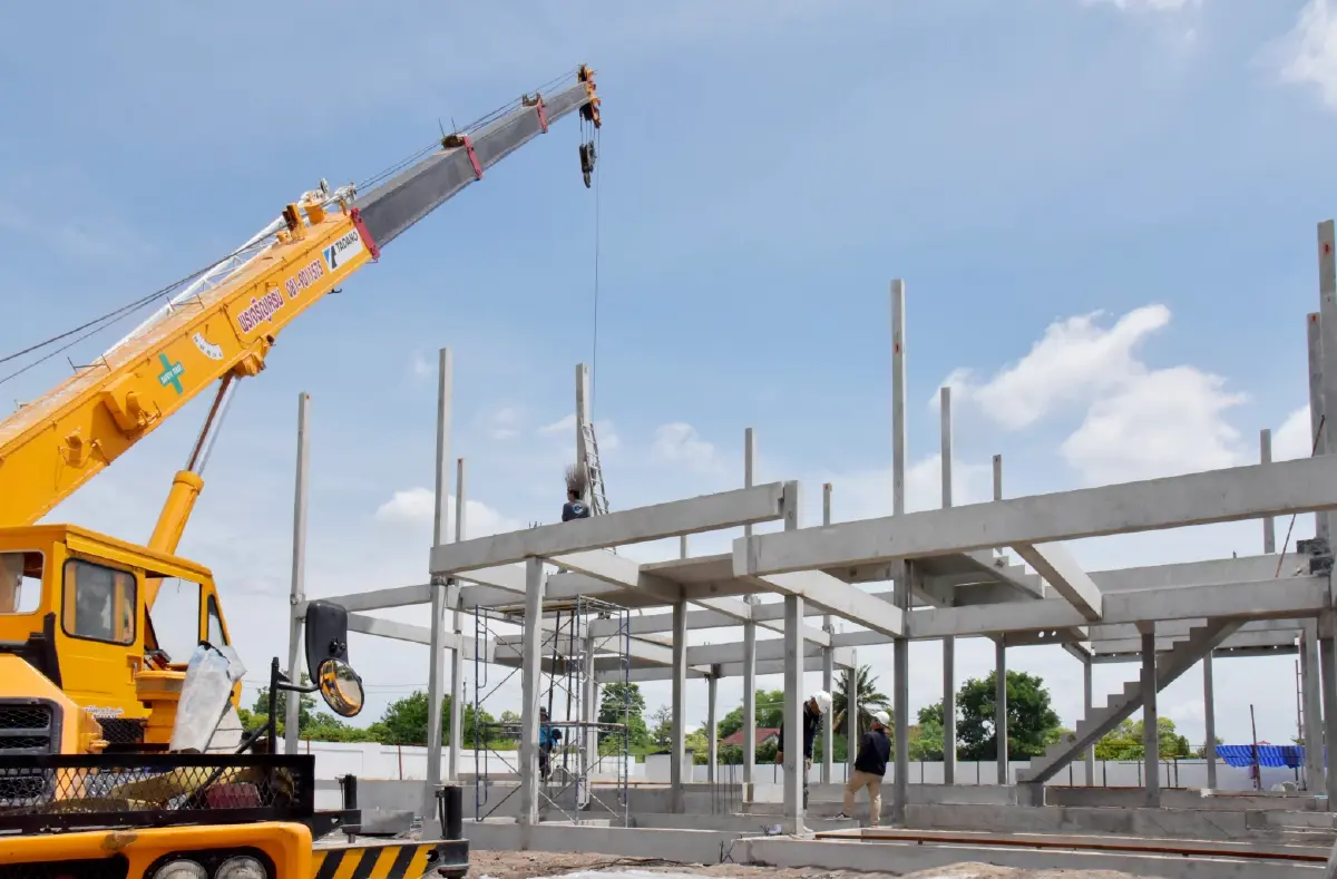 บ้านไม่เสร็จ ศรัทธาพัง สงครามราคา สั่นคลอนตลาดรับสร้างบ้าน