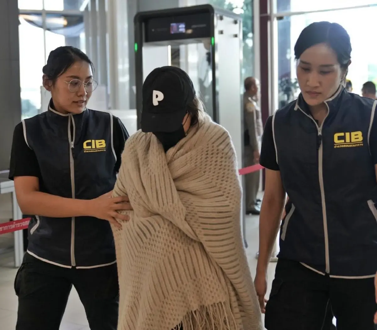 ทนายสายหยุด เคลื่อนไหวคดี 'นานา ไรบีนา' - 'ดีเจบอย' เปิดใจหลังเยี่ยม ลุ้นประกัน