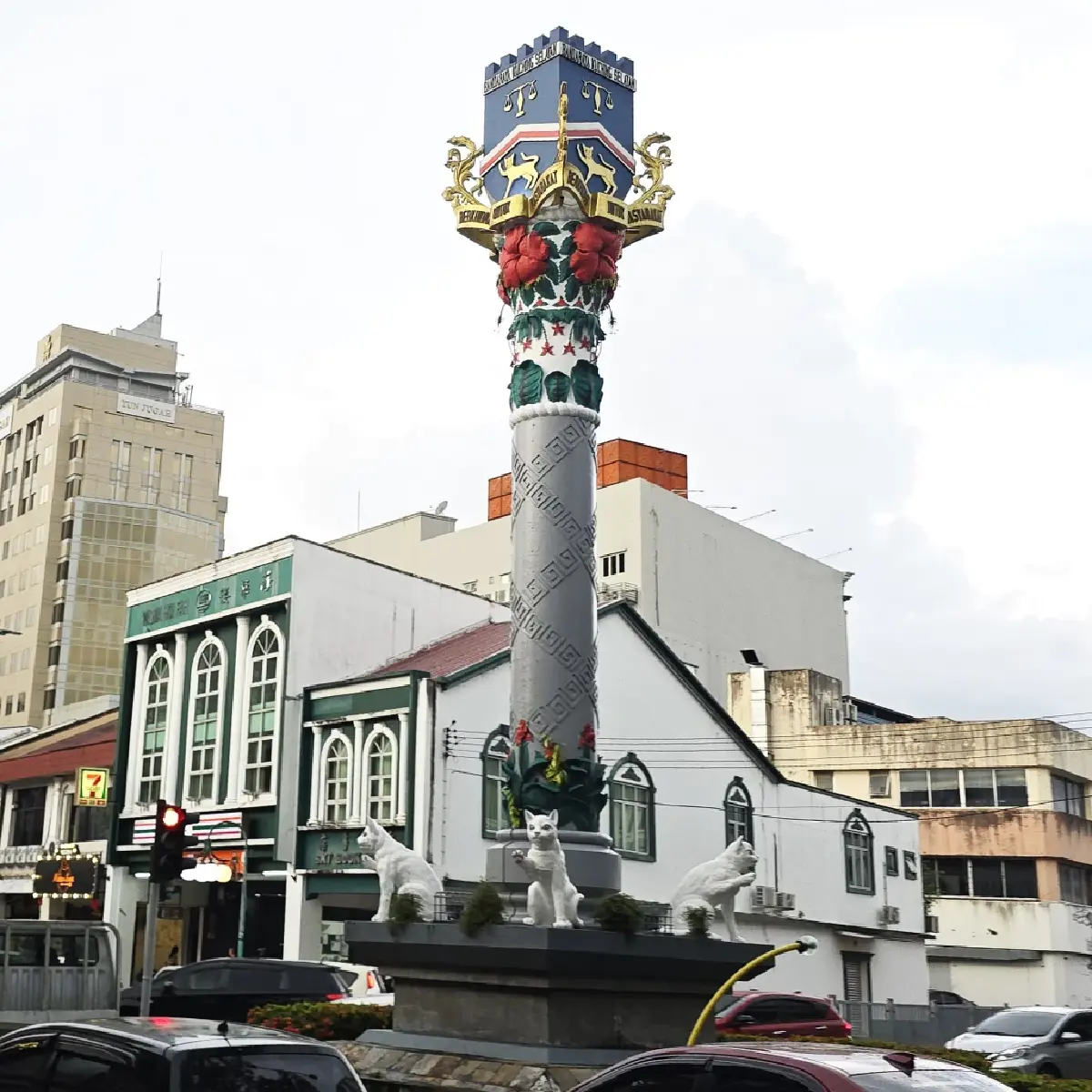 ชวนเที่ยว ‘กูชิง’ เมืองแมว สัมผัสวัฒนธรรมหลากหลายชนเผ่า ที่ ซาราวัก มาเลเซีย