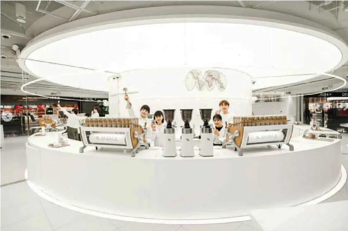 'บลูบอทเทิ่ล+% อะราบิก้า ไชน่า' อภิมหาบิ๊กดีลของลัคอิน คอฟฟี่?