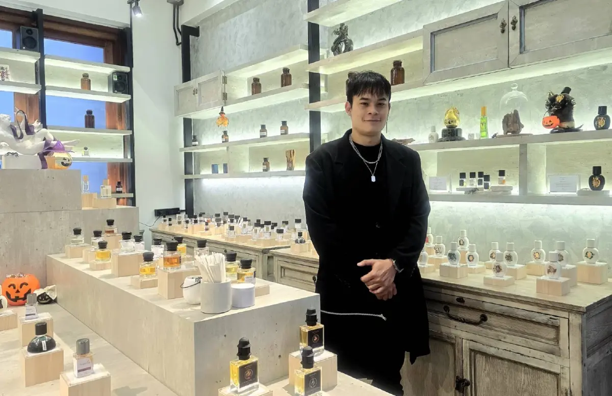 ทายาทรุ่น 4 'น้ำอบปรุงเจ้าคุณ' สู่แบรนด์น้ำหอม 'SIAM1928'