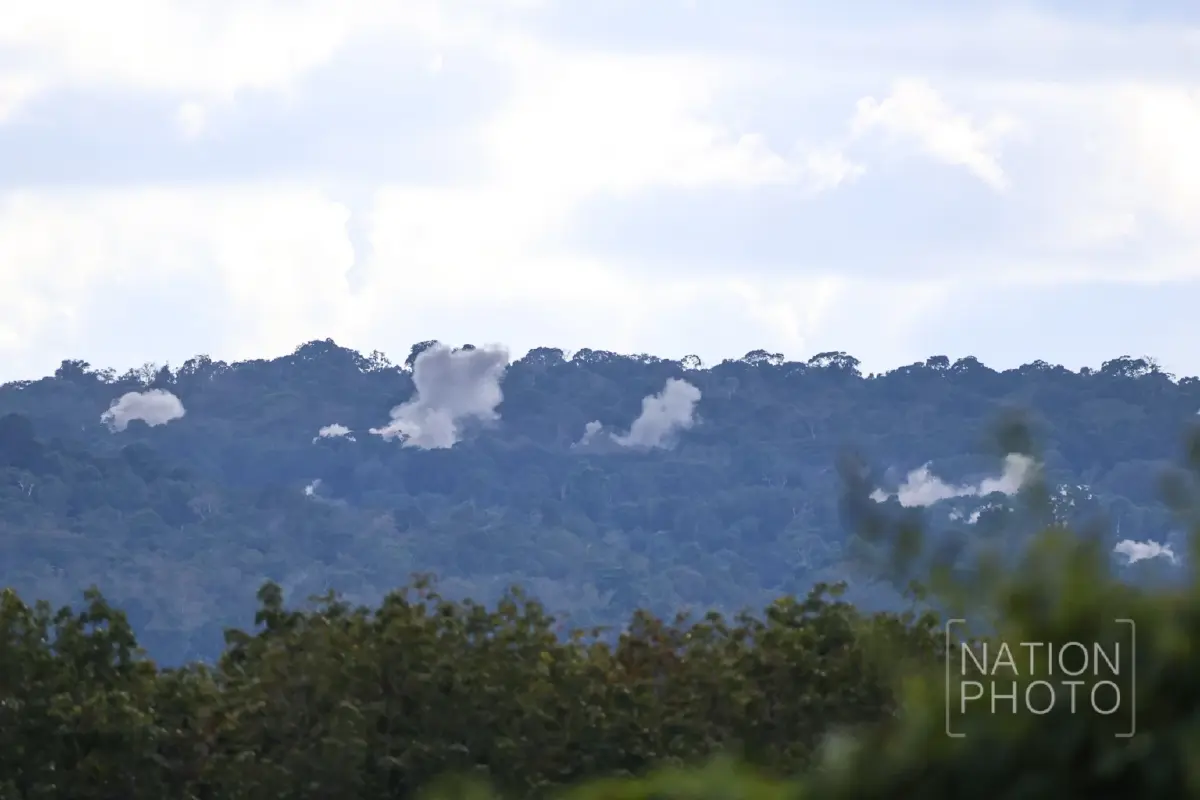 บึ้มสนั่นภูมะเขือ 'ไทย-กัมพูชา' ปะทะต่อเนื่อง ทภ.2 แจงชัดไม่มี 'ยกธงขาว'