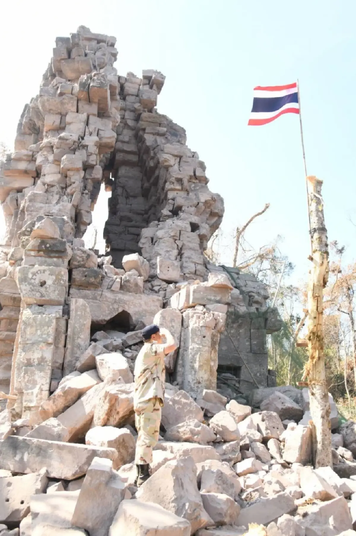 ‘อนุทิน’ ขึ้น‘ปราสาทตาควาย-เนิน350’ ชี้ ความภูมิใจคนไทย