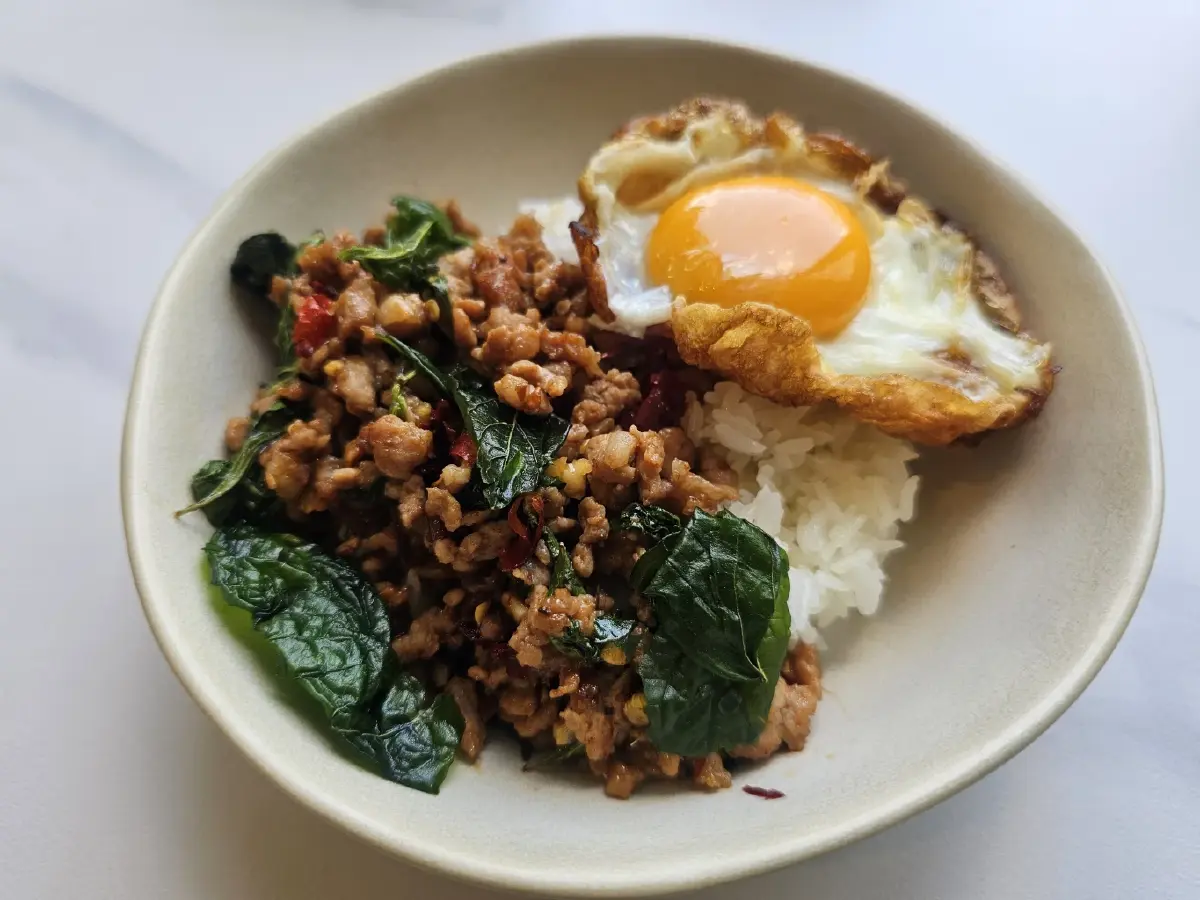 บรันซ์ทั้งวัน ที่ ‘ABBA Café’ สามย่าน ขนมปังฟอคคาเซีย อร่อย