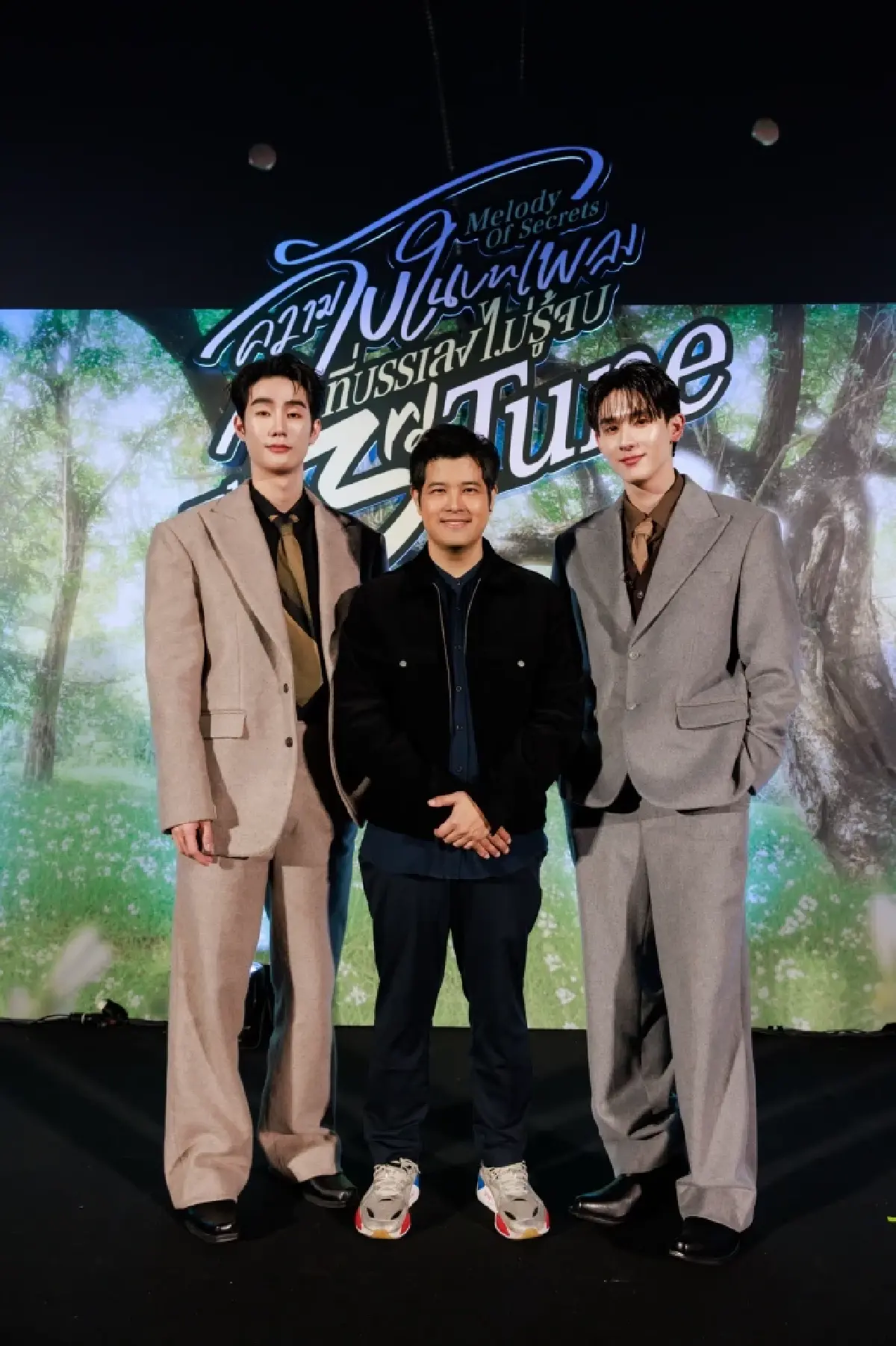 ‘ฟอส-บุ๊ค’ ชวนไขความลับซีรีส์ ใน ‘ความลับในบทเพลงที่บรรเลงไม่รู้จบ Melody of Secrets : The 3rd Tune’