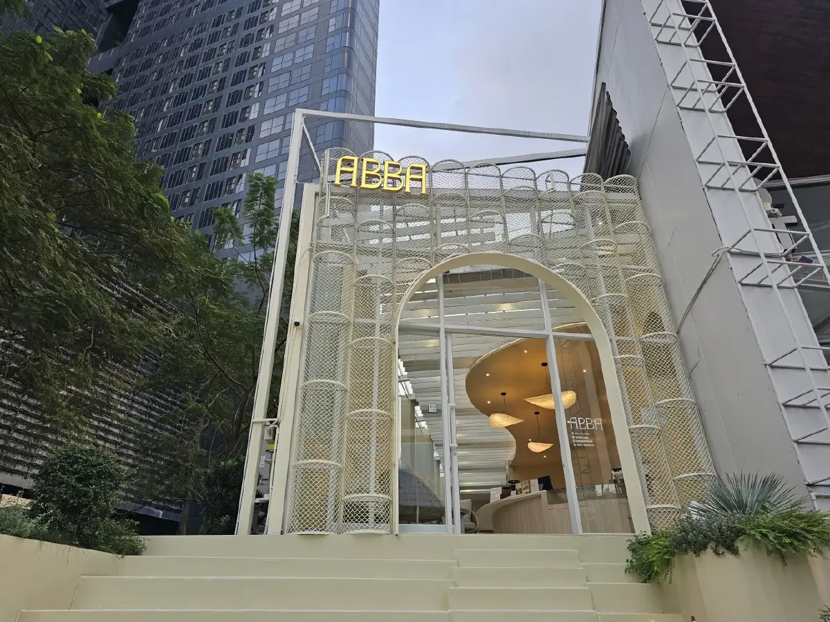 บรันซ์ทั้งวัน ที่ ‘ABBA Café’ สามย่าน ขนมปังฟอคคาเซีย อร่อย